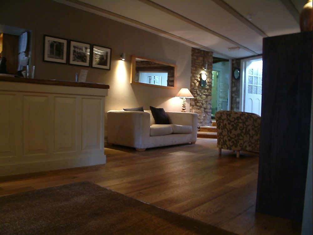 The George At Nunney Hotel ภายนอก รูปภาพ