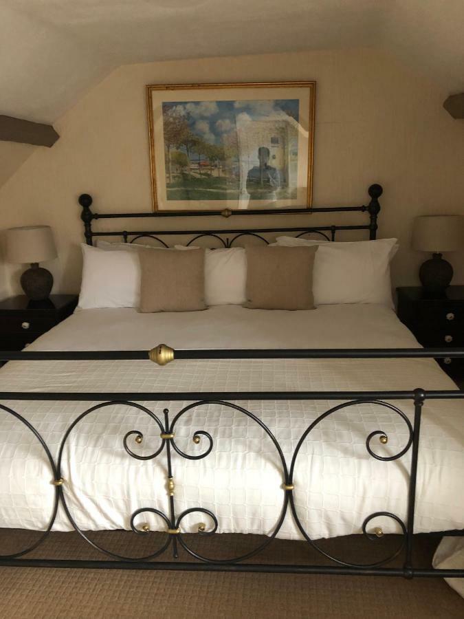 The George At Nunney Hotel ภายนอก รูปภาพ