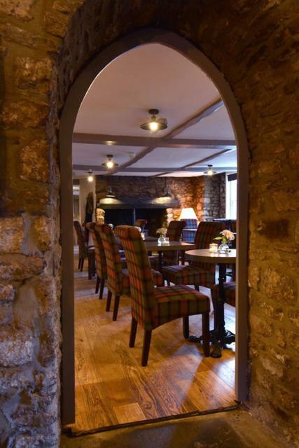 The George At Nunney Hotel ภายนอก รูปภาพ