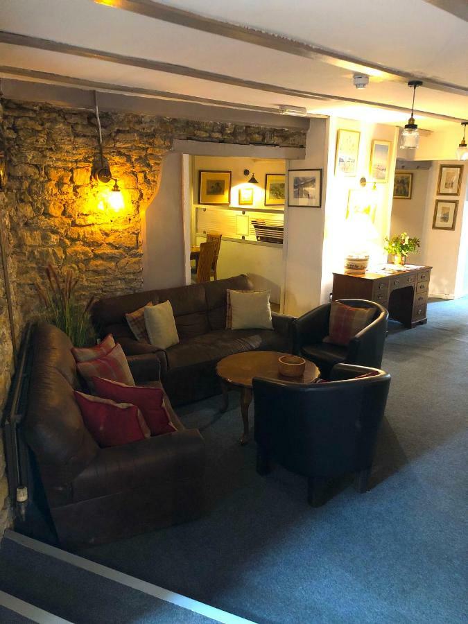 The George At Nunney Hotel ภายนอก รูปภาพ