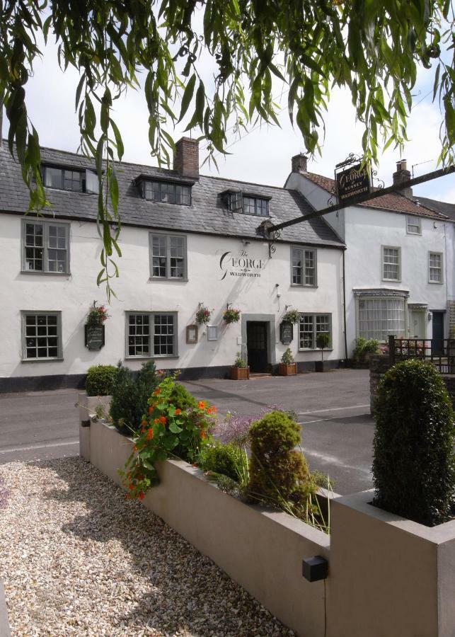 The George At Nunney Hotel ภายนอก รูปภาพ